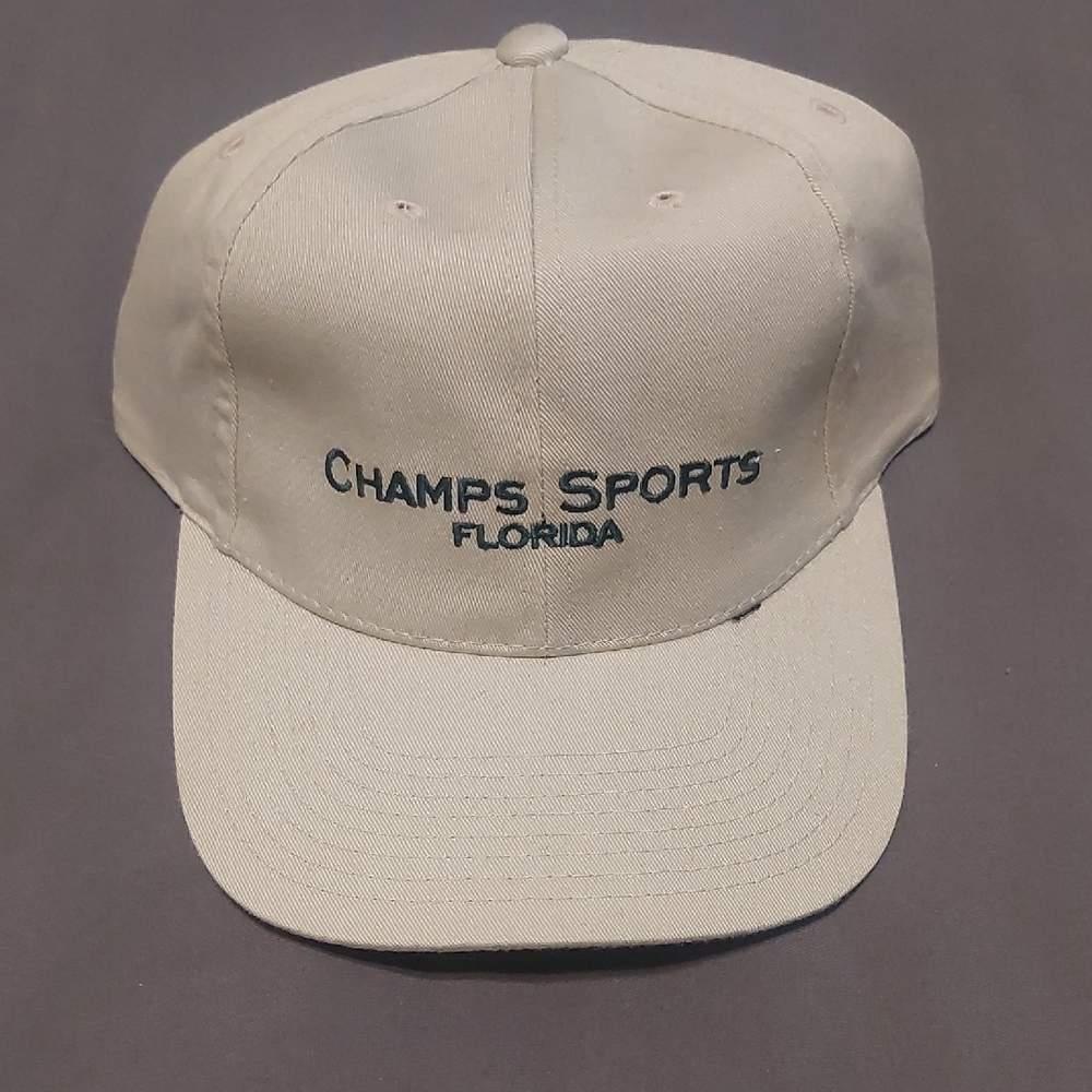 Top of the World Cream Cap